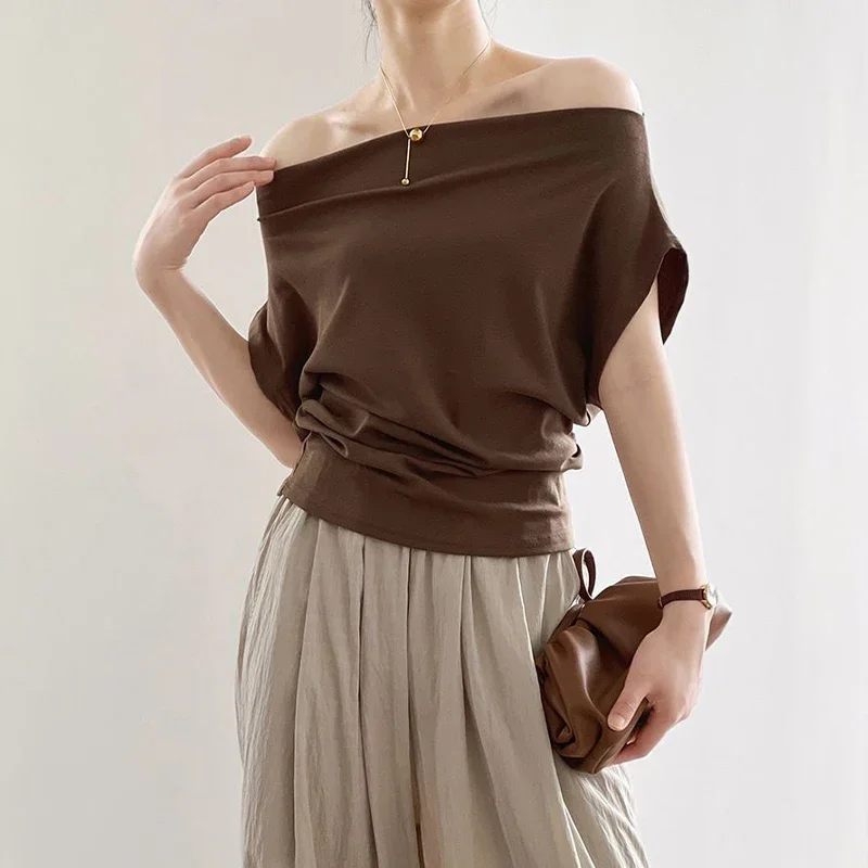 French Style Fashionable Off Shoulder Solid Color Short Sleeve T-shirt Spring/Summer New Retro Casual Sexy High Quality Lady Top 
French Style Fashionable Off Shoulder Solid Color Short Sleeve T-shirt Spring/Summer New Retro Casual Sexy High Quality Lady Top