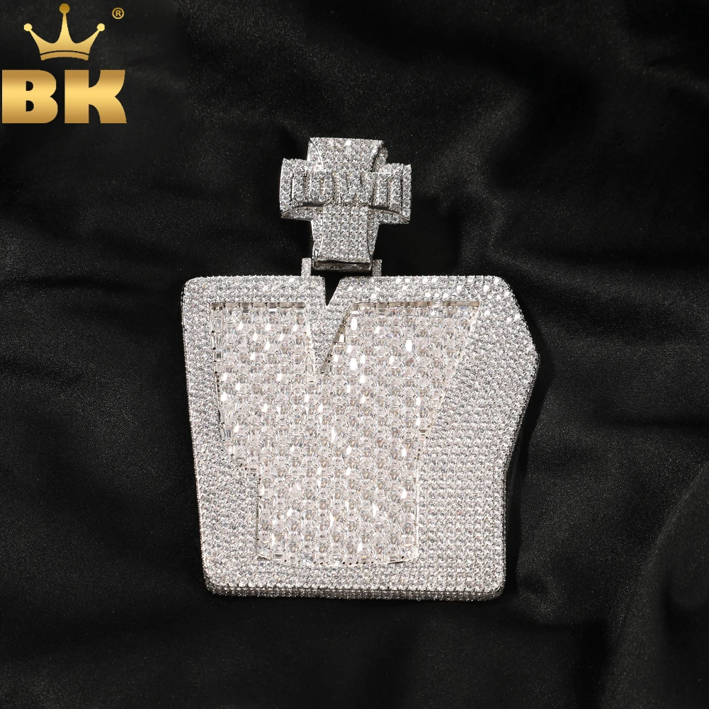 THE BLING KING изготовленный на заказ двухцветный кулон с большой начальной буквой, полностью ледяной кубический цирконий, роскошное ожерелье, ювелирные изделия в стиле хип-хоп для мужчин
THE BLING KING изготовленный на заказ двухцветный кулон с большой начальной буквой, полностью ледяной кубический цирконий, роскошное ожерелье, ювелирные изделия в стиле хип-хоп для мужчин