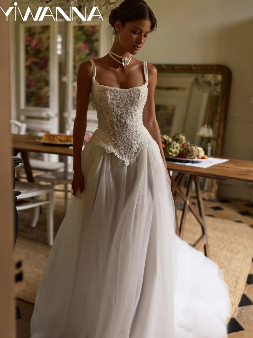 New Arrival Charming Appliques Wedding Dress Shinny Beaded Thin Straps Bridal Gown Customized A-line Tulle Dresses For Bride
New Arrival Charming Appliques Wedding Dress Shinny Beaded Thin Straps Bridal Gown Customized A-line Tulle Dresses For Bride