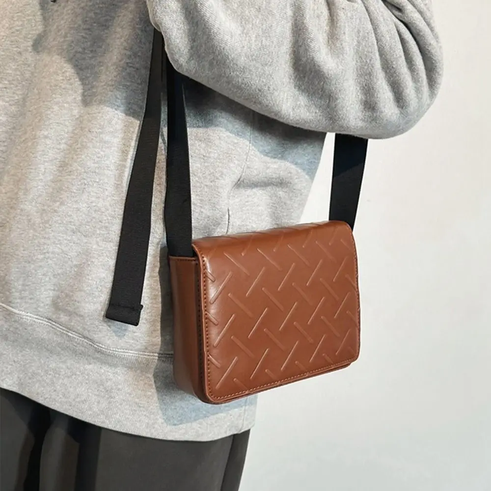 Portable Solid Color Men's Shoulder Bag Designer Leather Men's Crossbody Bag Harajuku Square Messenger Bag Male
Portable Solid Color Men's Shoulder Bag Designer Leather Men's Crossbody Bag Harajuku Square Messenger Bag Male