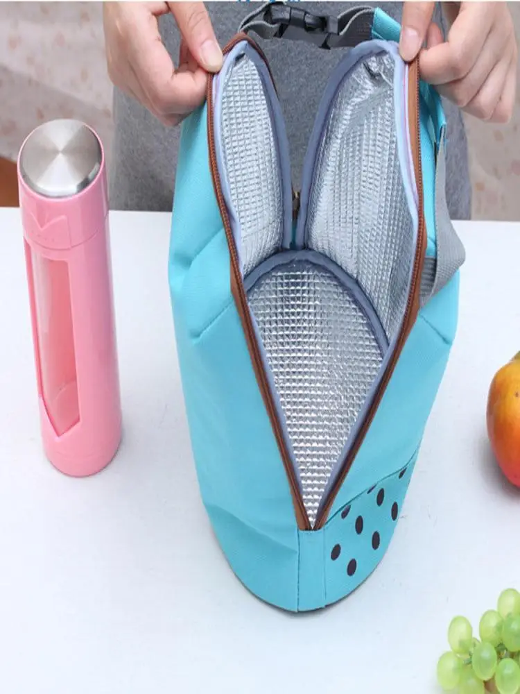 Thiened Алюминиевая фольга Изолированная бычья ткань Сумка для пикника на открытом воздухе Ice Pa Студенческая удобная термосумка для обеда Ручная сумка...
Thiened Алюминиевая фольга Изолированная бычья ткань Сумка для пикника на открытом воздухе Ice Pa Студенческая удобная термосумка для обеда Ручная сумка...