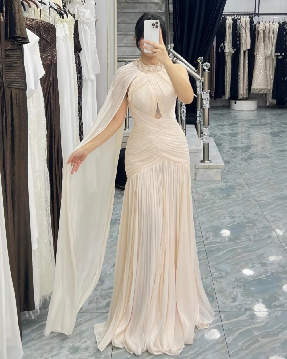 Customized Classic Women Chiffon Rhinestone Pleat A-line Evening Dresses Formal High Collar SleevelessFloor Lenght Prom Dresses
Customized Classic Women Chiffon Rhinestone Pleat A-line Evening Dresses Formal High Collar SleevelessFloor Lenght Prom Dresses
