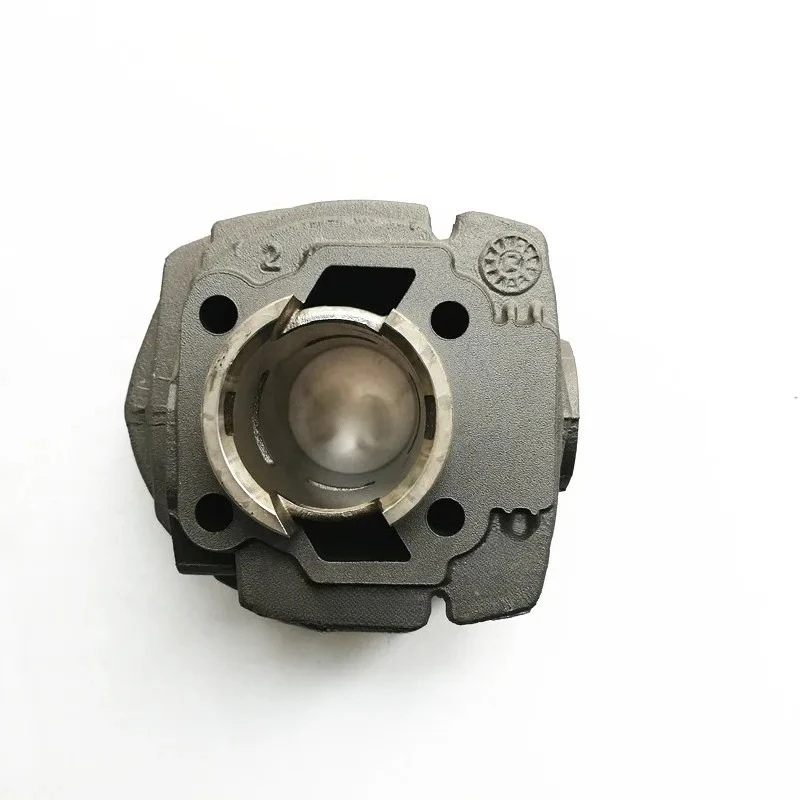 39mm Big Bore Complete Cylinder Head Kit with 13mm Wrist Pin Piston Rings Circlips Replacement Fit MBK AV7 Booster Two Stroke
39mm Big Bore Complete Cylinder Head Kit with 13mm Wrist Pin Piston Rings Circlips Replacement Fit MBK AV7 Booster Two Stroke