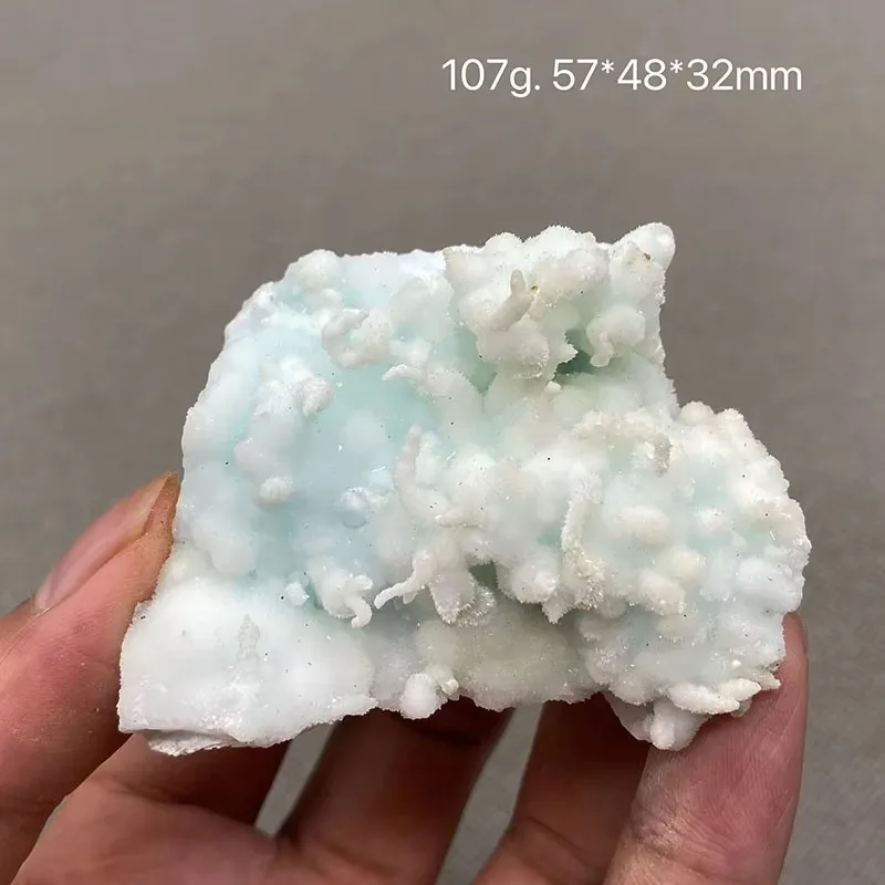 100% natural blue stone mineral mineral specimens cure crystal gem collection
100% natural blue stone mineral mineral specimens cure crystal gem collection