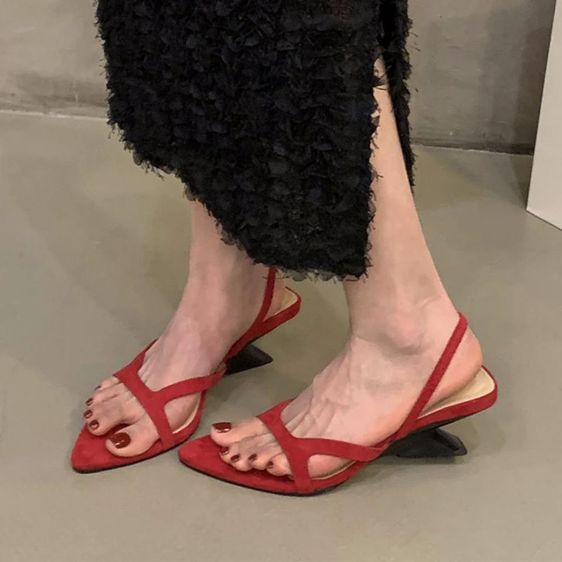 Women Pointed Toe High Heels Sandals Sexy Shoes Brand 2025 New Elegant Summer Party Shoes Chunky Pumps Slippers Sandalias Mujer
Women Pointed Toe High Heels Sandals Sexy Shoes Brand 2025 New Elegant Summer Party Shoes Chunky Pumps Slippers Sandalias Mujer