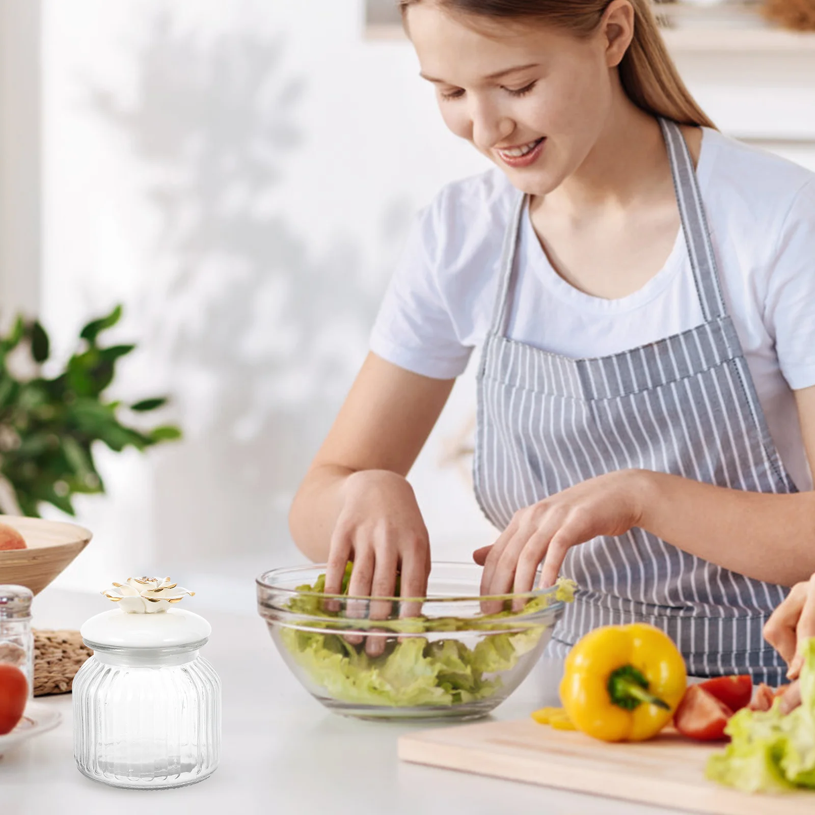 Transparent Food Storage Jar with Tight Seal Ceramic Cover Keeps Contents Fresh Longer Multi-Function Can for Kitchen Use Glass
Transparent Food Storage Jar with Tight Seal Ceramic Cover Keeps Contents Fresh Longer Multi-Function Can for Kitchen Use Glass