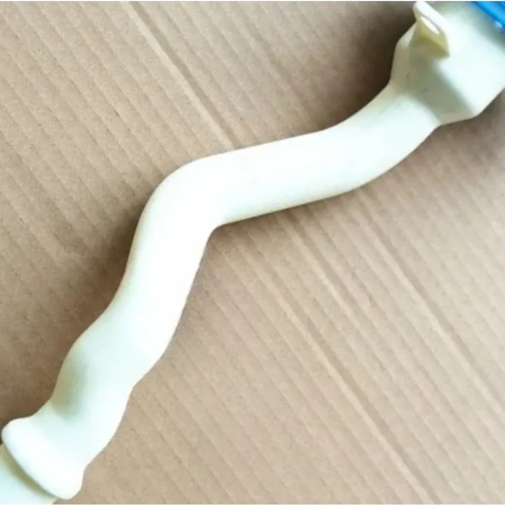 Genuine Wiper Glass Sprinkler Filler Hose for Roewe RX5 i5 i6 350 360 RX3 for MG ZS GS GT replacement parts
Genuine Wiper Glass Sprinkler Filler Hose for Roewe RX5 i5 i6 350 360 RX3 for MG ZS GS GT replacement parts