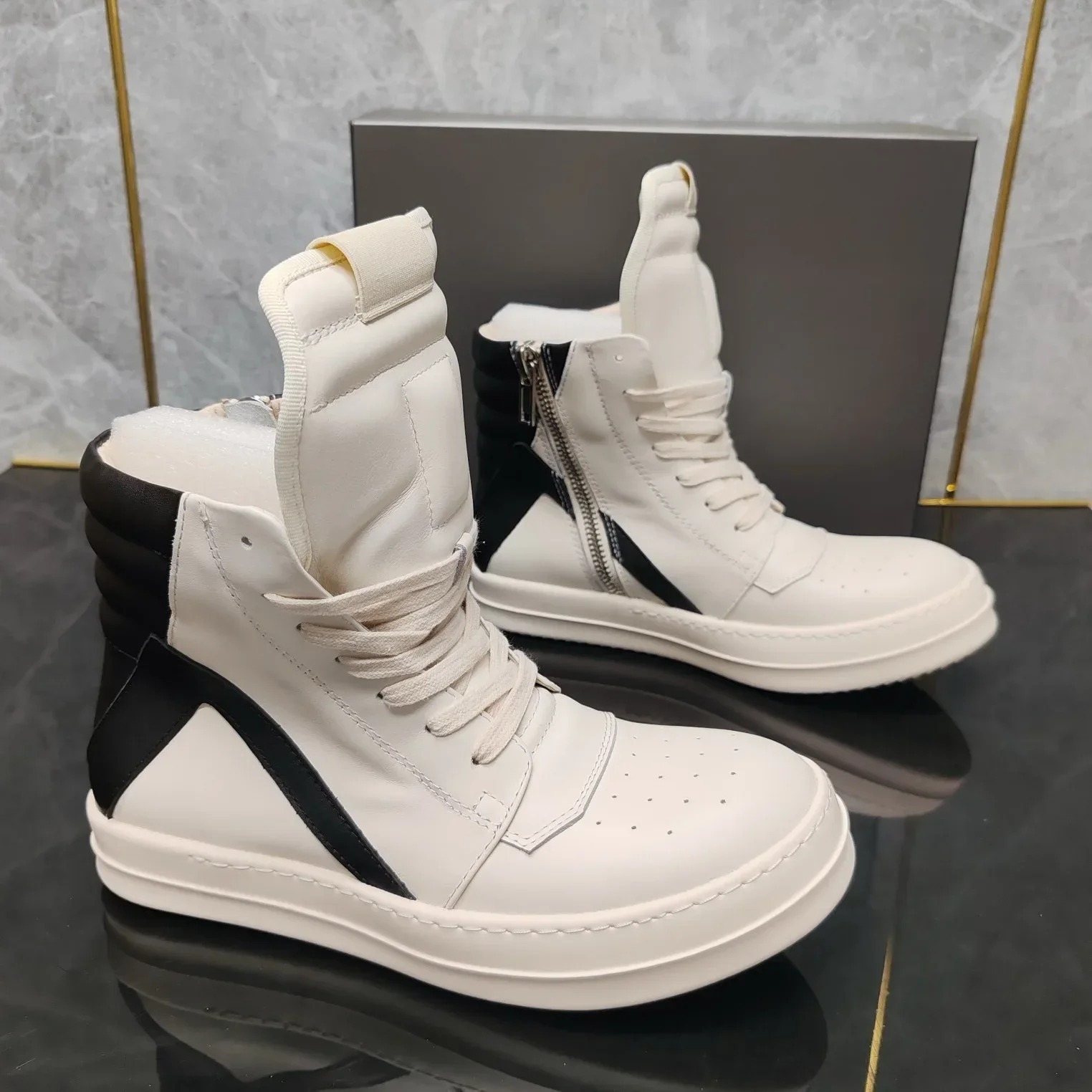 Brand Men Shoe Casual High Top Quality Women Sneaker Black Ankle Boot Geobasket Leather Owen Fashion Thick-sole Flat Zip Shoe
Brand Men Shoe Casual High Top Quality Women Sneaker Black Ankle Boot Geobasket Leather Owen Fashion Thick-sole Flat Zip Shoe