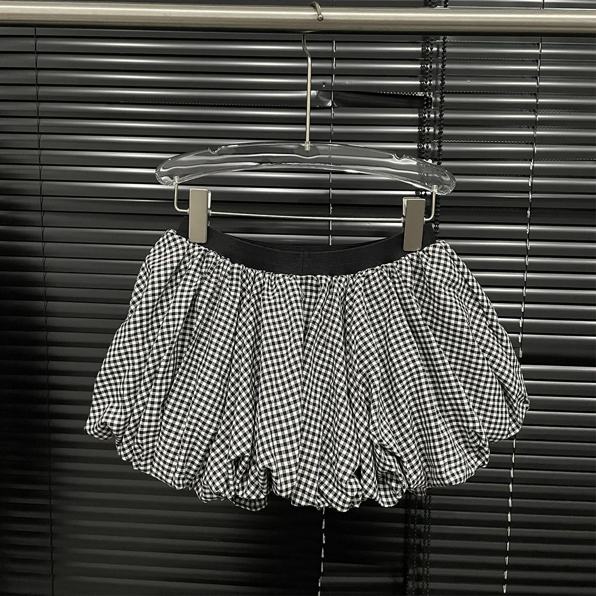 Spring 2025 new plaid tutu skirt short skirt women's waist and thin Spice girl fashion bud skirt
Spring 2025 new plaid tutu skirt short skirt women's waist and thin Spice girl fashion bud skirt