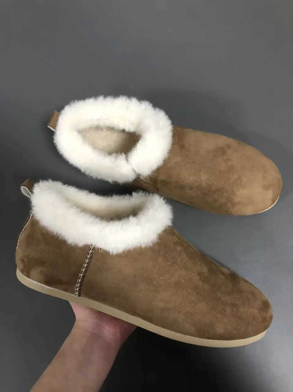 Thickened Winter Snow Boots Men Women Casual Warm Lined Slip-On Outdoor Low Heel Short Tubular Super Fiber Leather Booties
Thickened Winter Snow Boots Men Women Casual Warm Lined Slip-On Outdoor Low Heel Short Tubular Super Fiber Leather Booties