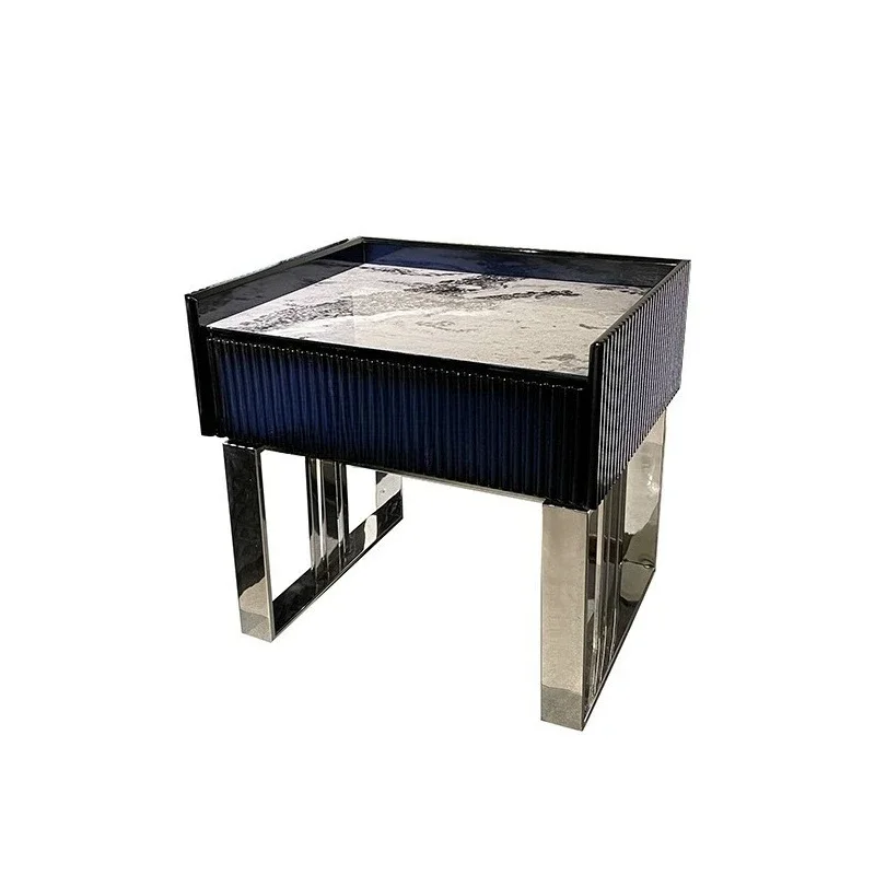 Light luxury bedside table
Light luxury bedside table