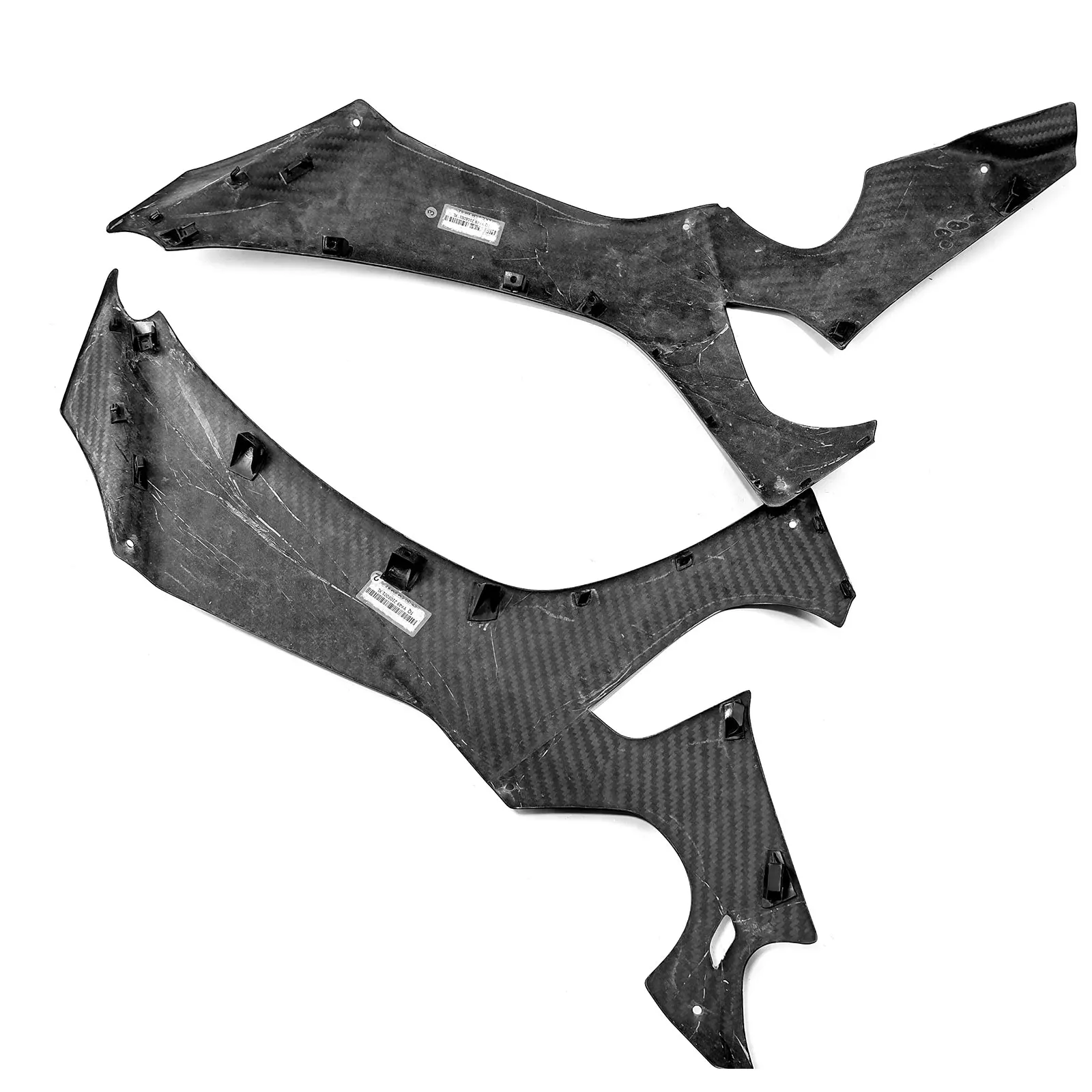 Large side panels made of 3K twill carbon fiber, suitable for Yamahas YZF-R1 motorcycle parts from 2020 onwards.
Large side panels made of 3K twill carbon fiber, suitable for Yamahas YZF-R1 motorcycle parts from 2020 onwards.