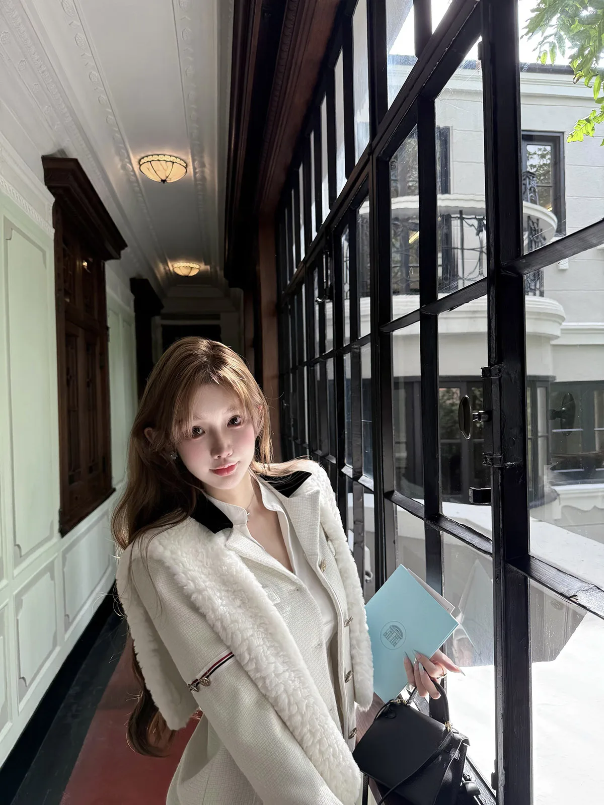 Оригинальное белое шерстяное пальто Joeys Brand Cisas для женщин: модное, приталенное, для повседневной носки, с длинными рукавами
Оригинальное белое шерстяное пальто Joeys Brand Cisas для женщин: модное, приталенное, для повседневной носки, с длинными рукавами