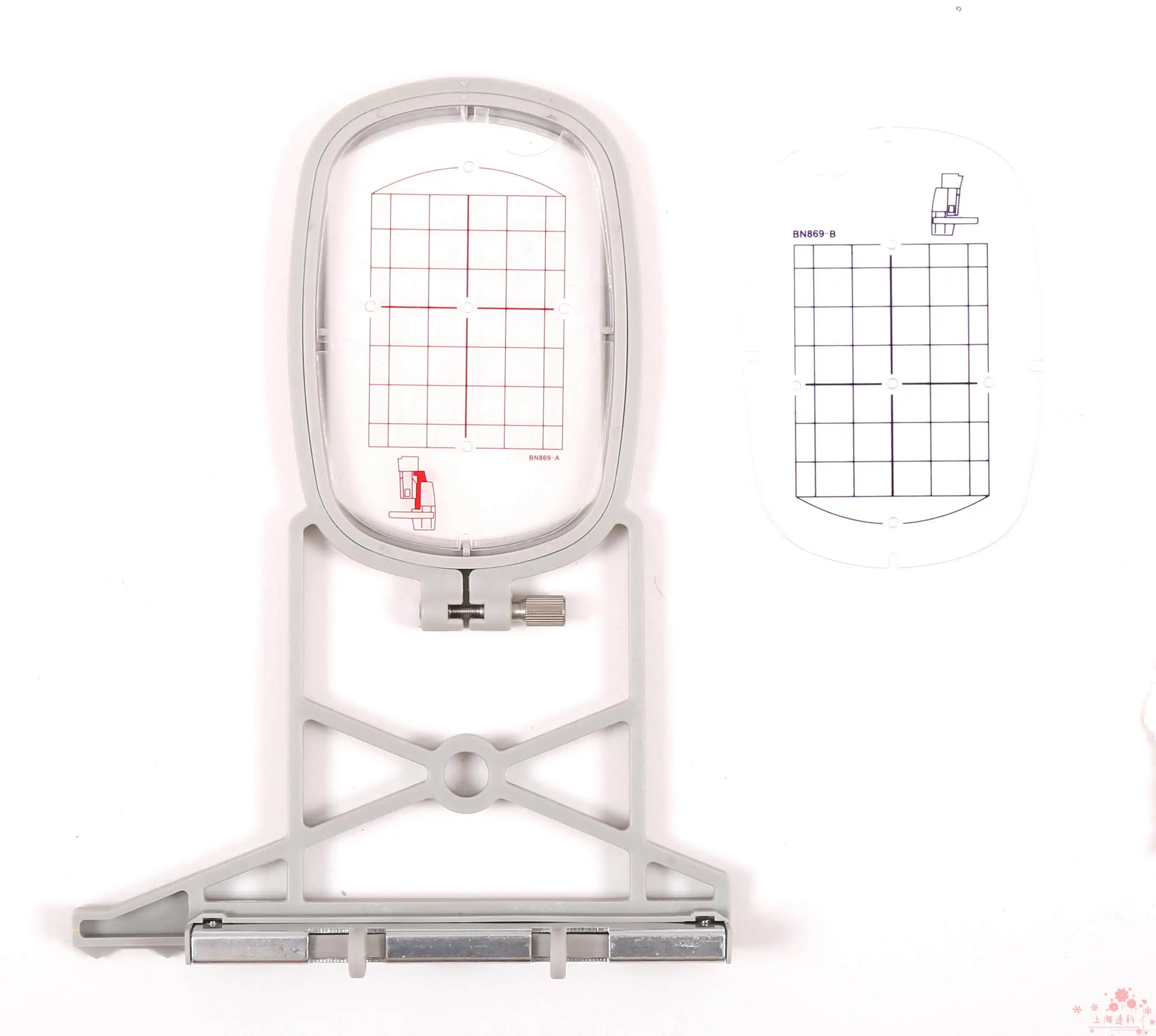 Вышивальная рамка Bernina Bn869 50x72 мм для компьютерной вышивки 030 8697100
Вышивальная рамка Bernina Bn869 50x72 мм для компьютерной вышивки 030 8697100