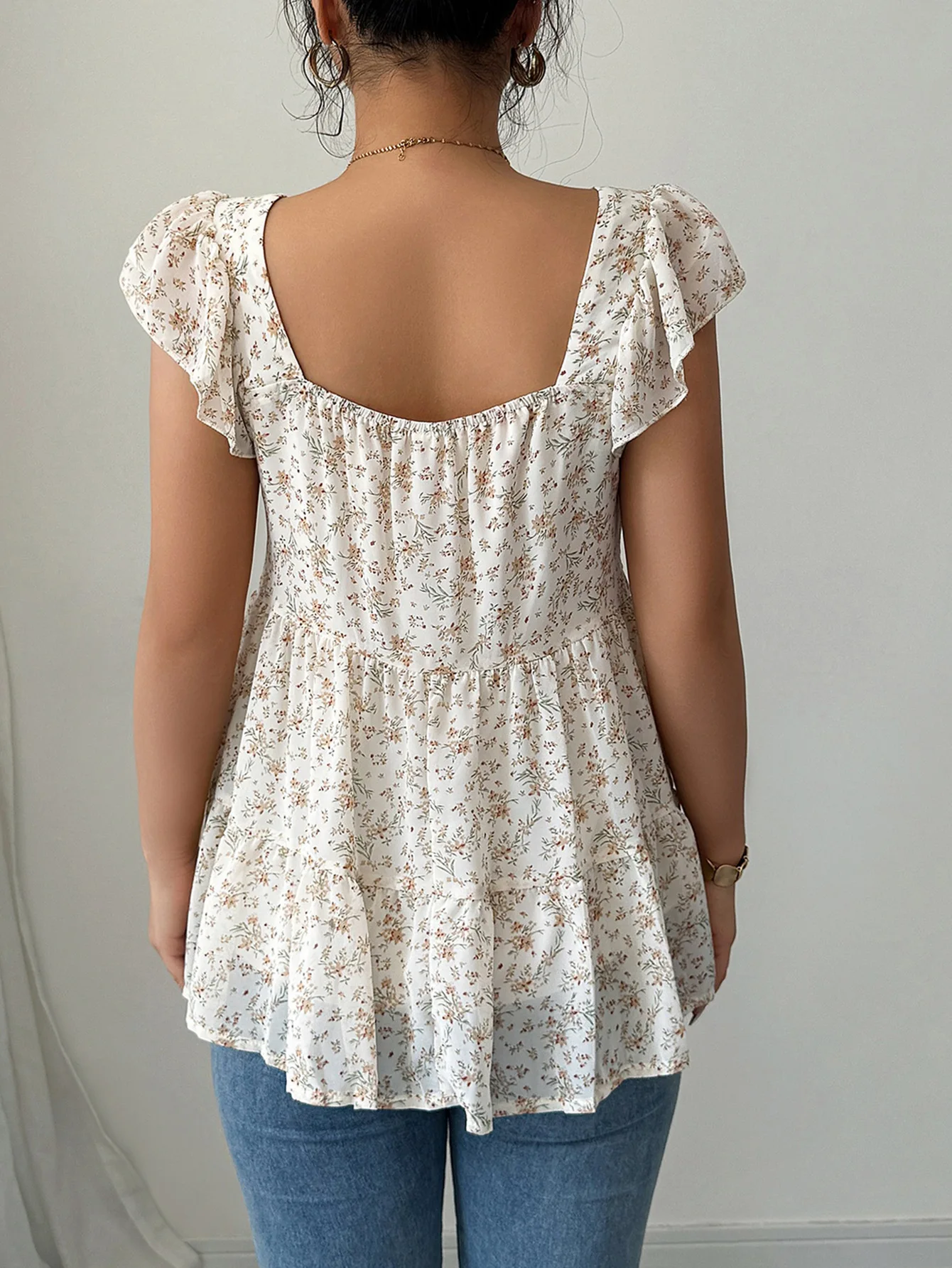 2025 Fashion Spring and Summer Latest Hot Selling Vacation Minimalist Style Floral Bouquet Waist High-End Top Women's Clothing
2025 Fashion Spring and Summer Latest Hot Selling Vacation Minimalist Style Floral Bouquet Waist High-End Top Women's Clothing