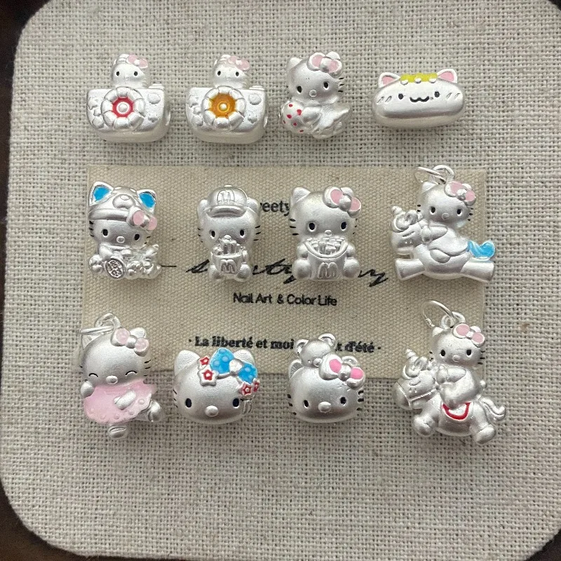 Sanrio animation peripheral DIY accessories bracelet HelloKitty sterling silver paint version diy jewelry accessories gift
Sanrio animation peripheral DIY accessories bracelet HelloKitty sterling silver paint version diy jewelry accessories gift