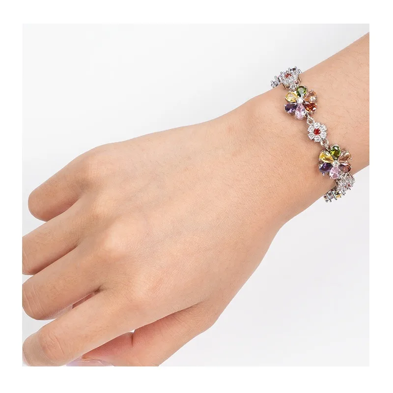 Full Diamond Colored Flower Zircon Bracelet Multi-colored Gemstone Slightly Inlaid Light Luxury Flower Jewelry Fashion Women's M
Full Diamond Colored Flower Zircon Bracelet Multi-colored Gemstone Slightly Inlaid Light Luxury Flower Jewelry Fashion Women's M