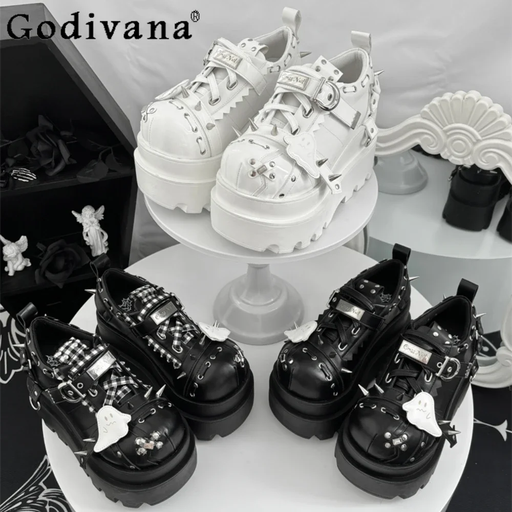 Fashion Punk Platform Women's Shoes Y2k Goth Lolita Muffin Shoes Rivet Black Jk Uniform High Heels
Fashion Punk Platform Women's Shoes Y2k Goth Lolita Muffin Shoes Rivet Black Jk Uniform High Heels