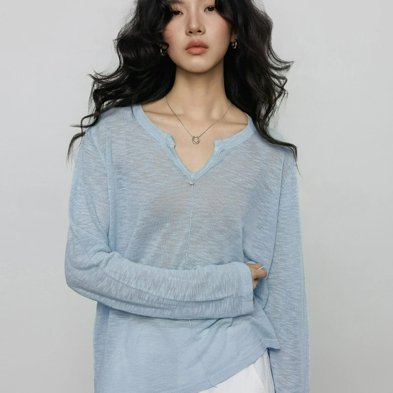 V-neck Long-sleeved Loose and Laid-back Style Sun Protection Thin Smock for Women's 2026 Spring New Fashion Casual Commuting Top
V-neck Long-sleeved Loose and Laid-back Style Sun Protection Thin Smock for Women's 2026 Spring New Fashion Casual Commuting Top