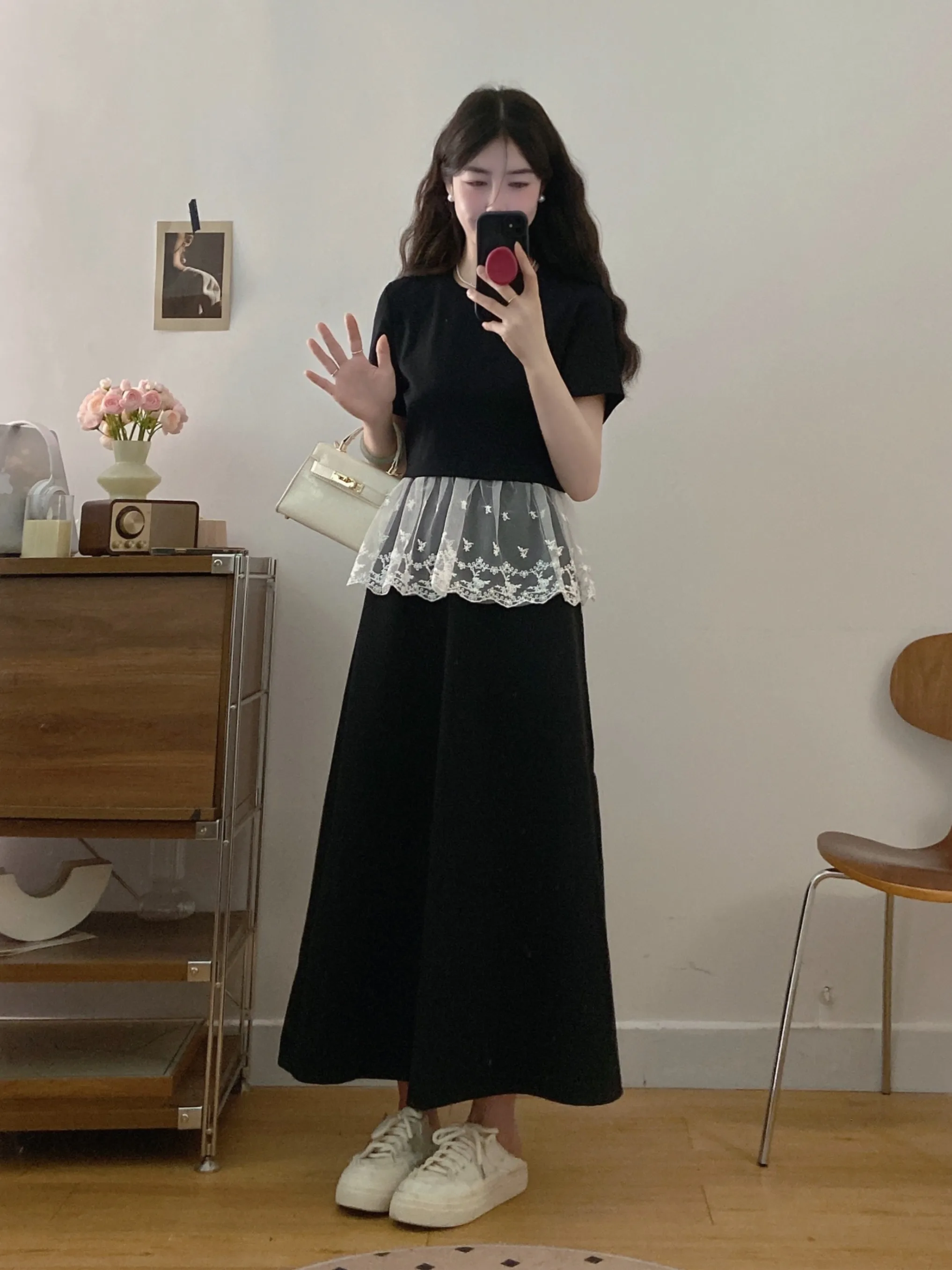plus Size Summer Fashionable Lace Splicing Top And Half Skirt Two-Piece Set Women's Clothing Simple And Elegant Korean Style
plus Size Summer Fashionable Lace Splicing Top And Half Skirt Two-Piece Set Women's Clothing Simple And Elegant Korean Style