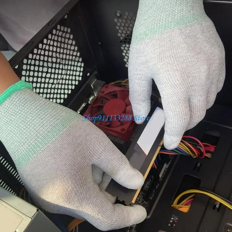 G88D 12 Pair Breathable Carbon Fiber Protective Gloves Industrial Labor High Intensity
G88D 12 Pair Breathable Carbon Fiber Protective Gloves Industrial Labor High Intensity