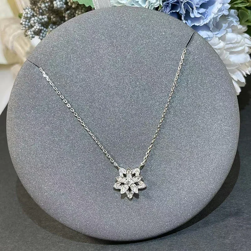 New S925 sterling silver flower necklace with zircon inlaid petals and hollow design, fashionable and trendy women's earrings
New S925 sterling silver flower necklace with zircon inlaid petals and hollow design, fashionable and trendy women's earrings