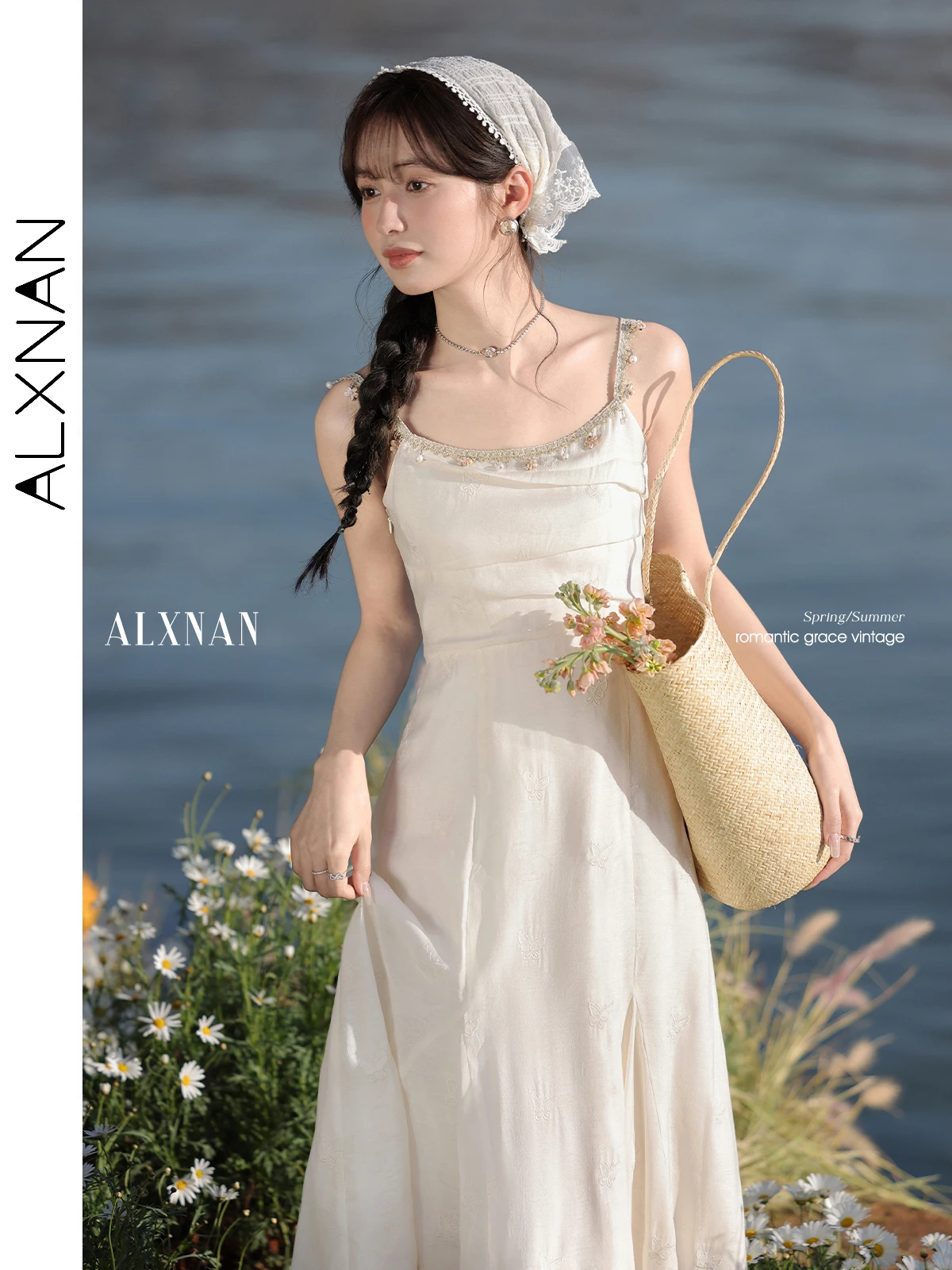 ALXNAN Women's Long Dress Elegant Holiday Party Beaded Design Dresses 2025 Summer Embroidered Pleated Sleeveless Clothing L53223
ALXNAN Women's Long Dress Elegant Holiday Party Beaded Design Dresses 2025 Summer Embroidered Pleated Sleeveless Clothing L53223