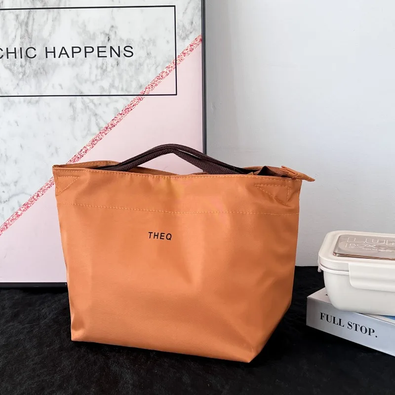 New Thickened Foil Lunch Bag Waterproof Large Capacity Nylon Insulated Food Bag for Office & Student
New Thickened Foil Lunch Bag Waterproof Large Capacity Nylon Insulated Food Bag for Office & Student