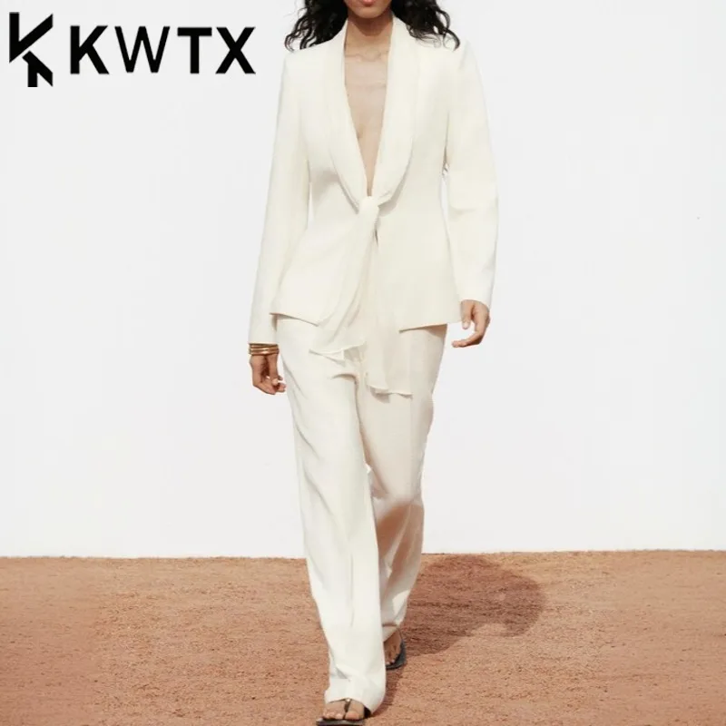 KWTX 2025 Spring Women’s Two Piece Set White Tie Blazer & Slim Casual Pants Elegant High Quality Spring Summer Office Work Set
KWTX 2025 Spring Women’s Two Piece Set White Tie Blazer & Slim Casual Pants Elegant High Quality Spring Summer Office Work Set