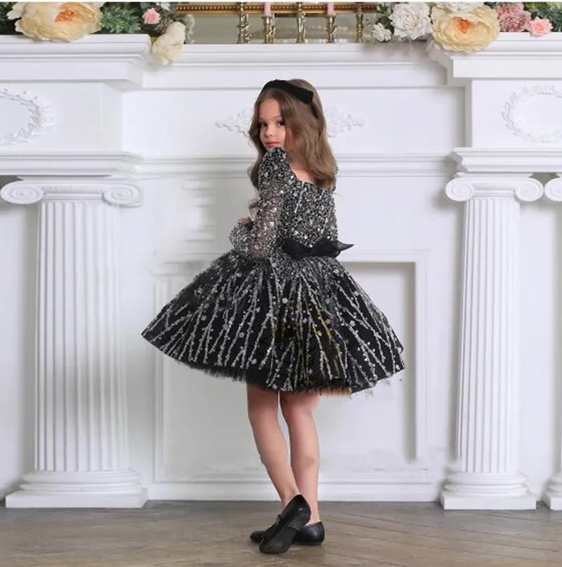 New Glitter Flower Girls Dress Layers Tulle Kid Long Sleeves Birthday Party Gown Christmas New Year Gift for Girls
New Glitter Flower Girls Dress Layers Tulle Kid Long Sleeves Birthday Party Gown Christmas New Year Gift for Girls