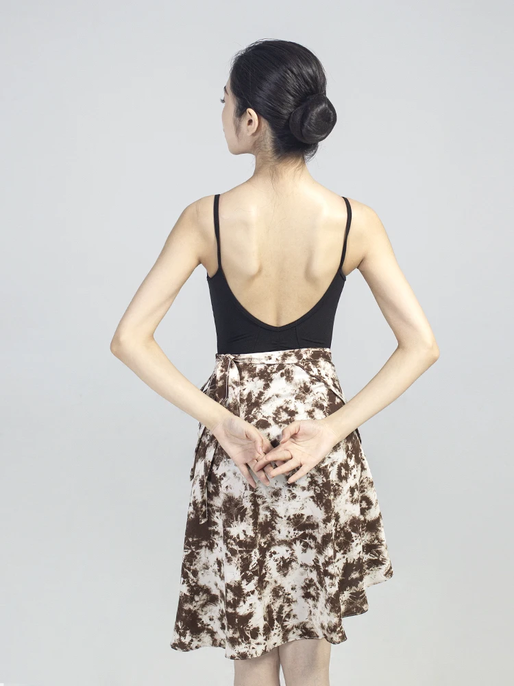 Leopard Print Women Classic Latin Dance Costumes Asymmetrical Ruffle Mermaid Skirt Lady Salsa Chacha Tango Rumba Dress
Leopard Print Women Classic Latin Dance Costumes Asymmetrical Ruffle Mermaid Skirt Lady Salsa Chacha Tango Rumba Dress