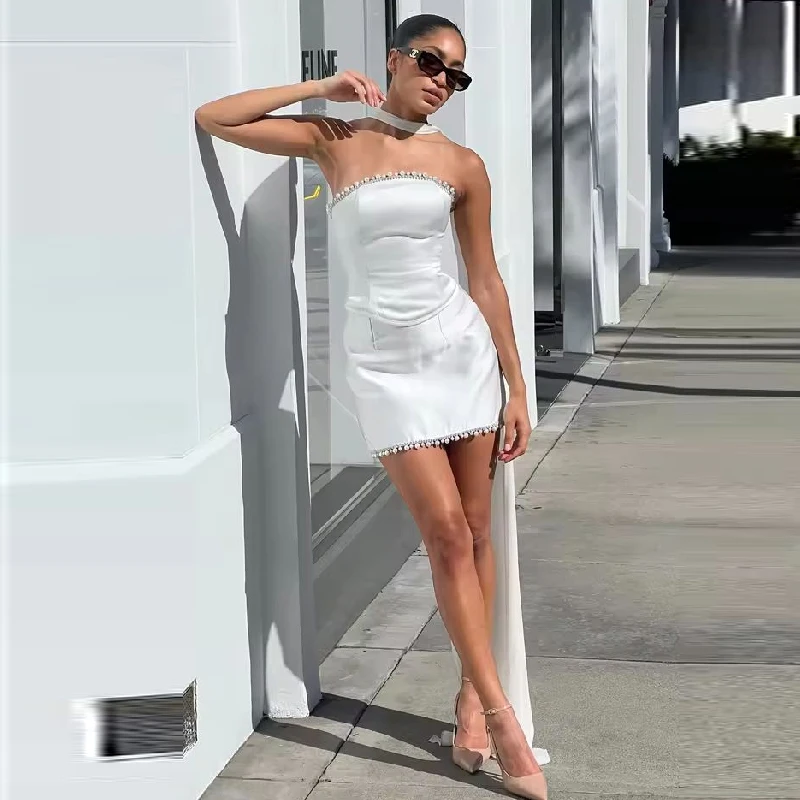 Mini Shiny Diamond Evening Dresses White Sleeveless Customized Party Dresses Elegant Strapless Lace-Up Prom Dresses 2025
Mini Shiny Diamond Evening Dresses White Sleeveless Customized Party Dresses Elegant Strapless Lace-Up Prom Dresses 2025