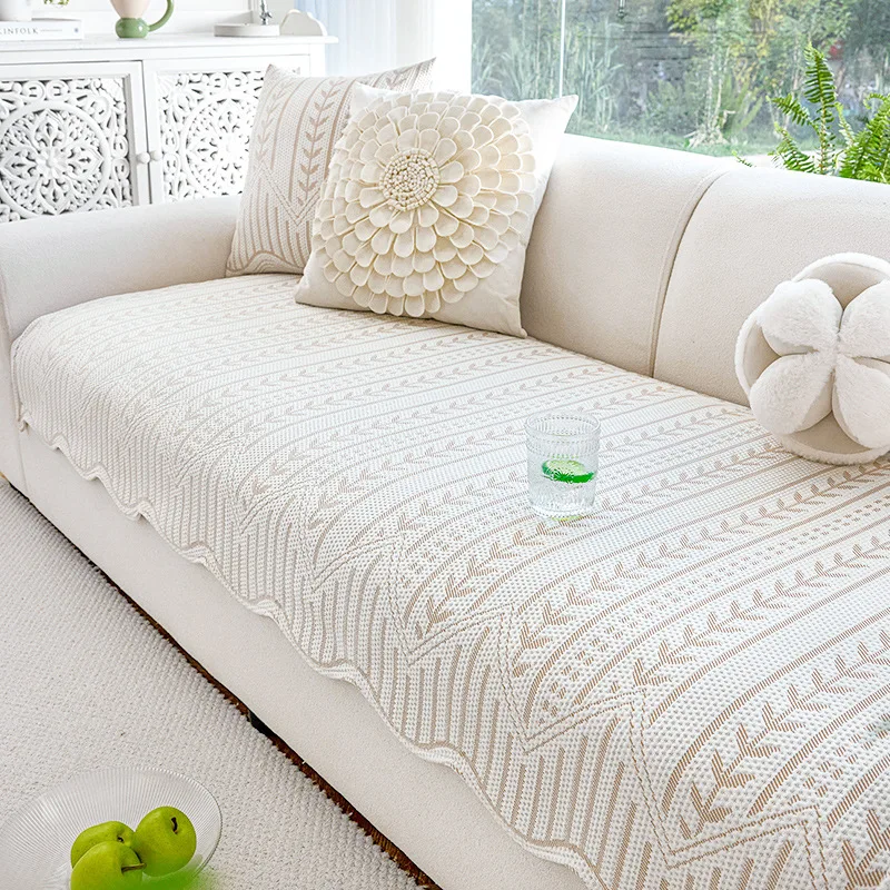Summer Fresh Wind Sofa Cover Pad for Living Room Irregular Ice Silk Couch Covers Cooling Couch Protector Mat Carpet Home 쇼파패드
Summer Fresh Wind Sofa Cover Pad for Living Room Irregular Ice Silk Couch Covers Cooling Couch Protector Mat Carpet Home 쇼파패드