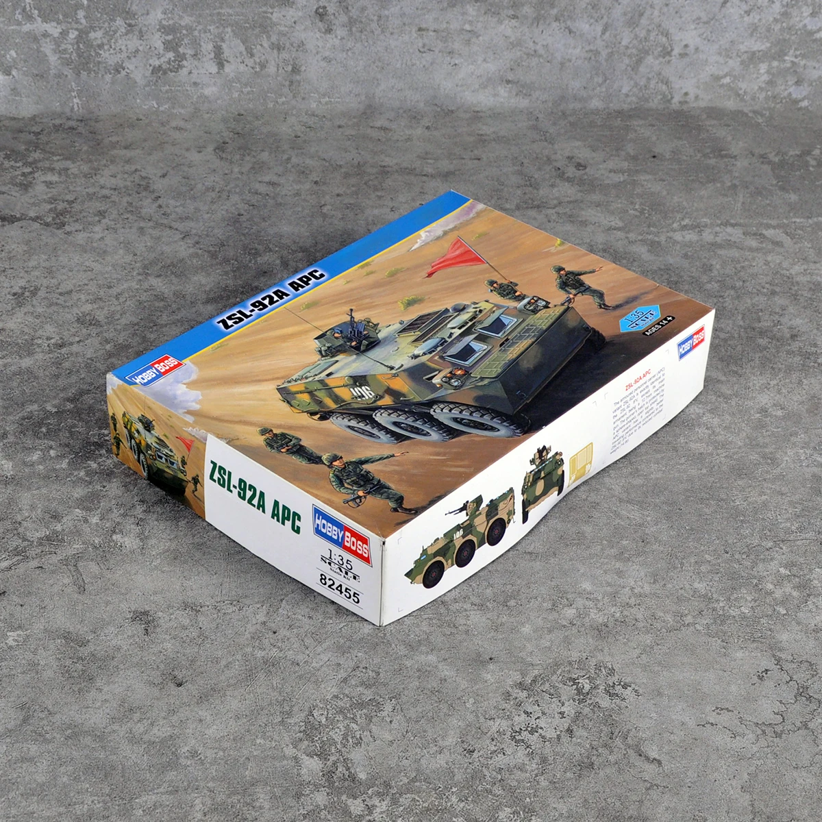 hobbyboss 82455 1/35 Chinese ZSL-92A APC Tank Kit Scale Set Static plastic Military model
hobbyboss 82455 1/35 Chinese ZSL-92A APC Tank Kit Scale Set Static plastic Military model