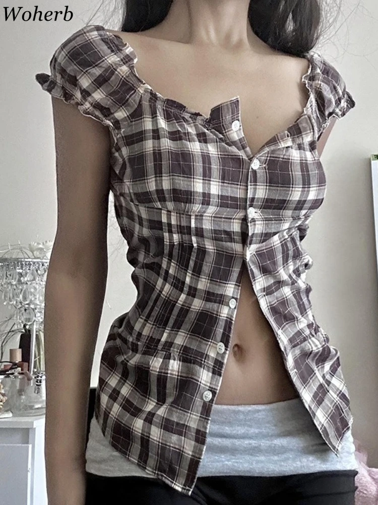 2025 Summer Vintage Plaid Single Breasted Shirts for Women Square Collar Puff Sleeve Blouses Korean Fashion Slim Fit Y2k Tops
2025 Summer Vintage Plaid Single Breasted Shirts for Women Square Collar Puff Sleeve Blouses Korean Fashion Slim Fit Y2k Tops
