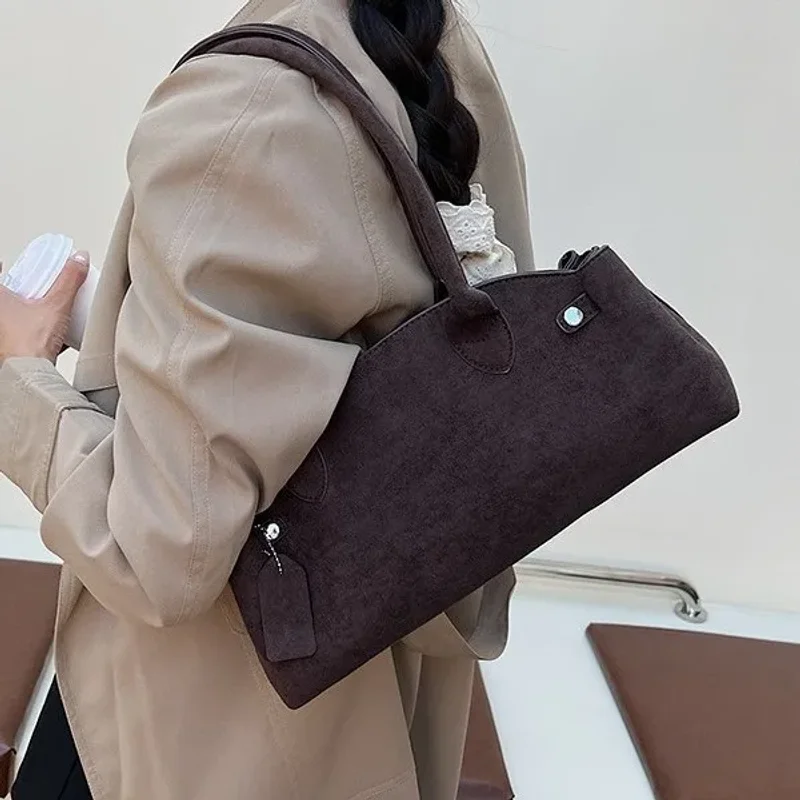 y2k autumn and winter vintage suede handbag for women, new fashionable niche style, versatile messenger bag
y2k autumn and winter vintage suede handbag for women, new fashionable niche style, versatile messenger bag