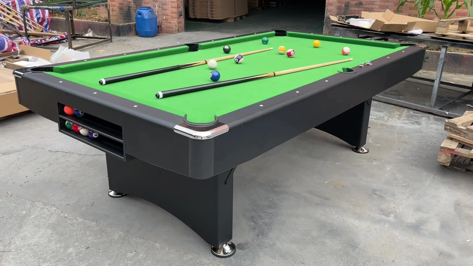 New 8-foot classic black folding pool table adult indoor household pool table
New 8-foot classic black folding pool table adult indoor household pool table