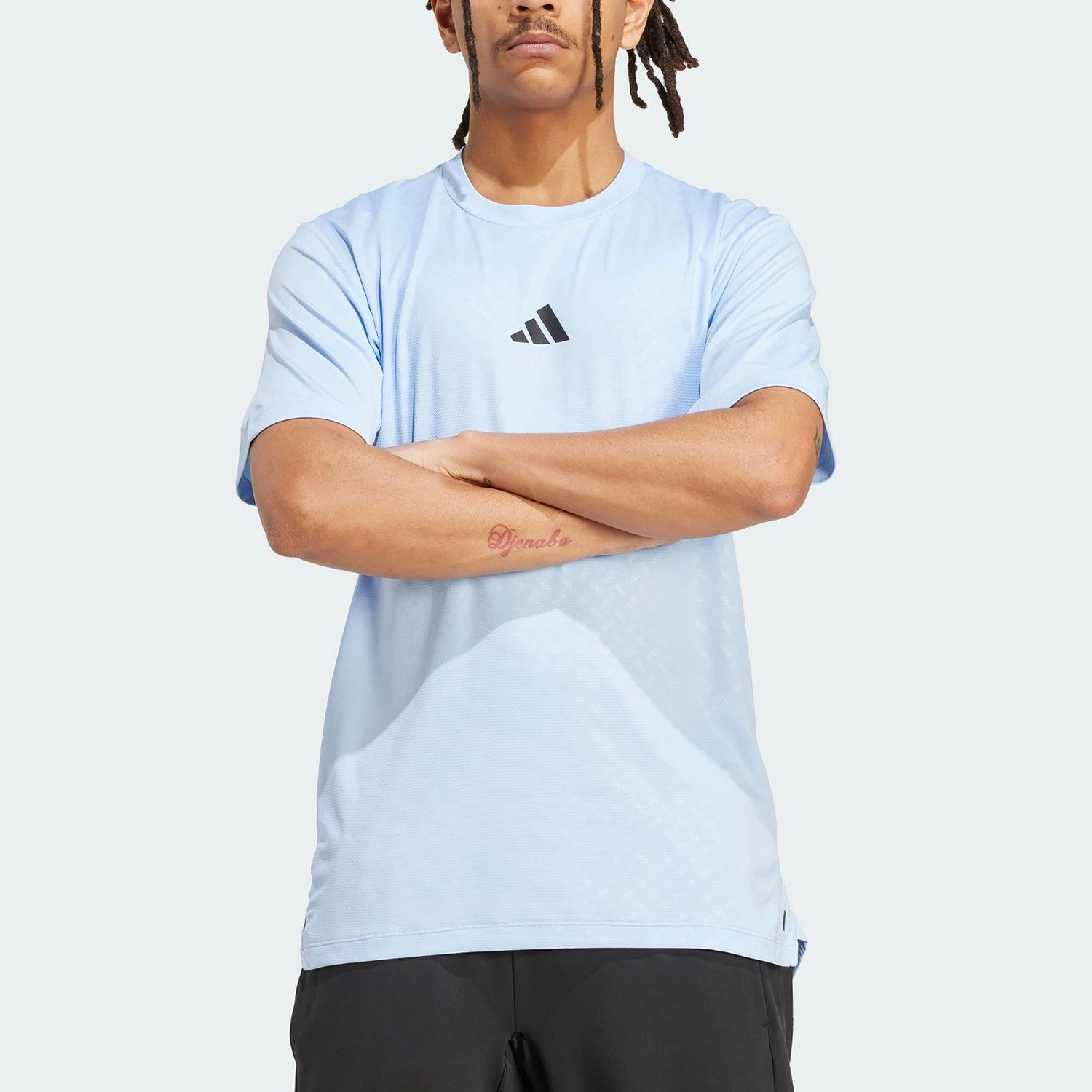Оригинальная мужская дышащая футболка Adidas POWER T-SHIRT для занятий спортом JV9713
Оригинальная мужская дышащая футболка Adidas POWER T-SHIRT для занятий спортом JV9713
