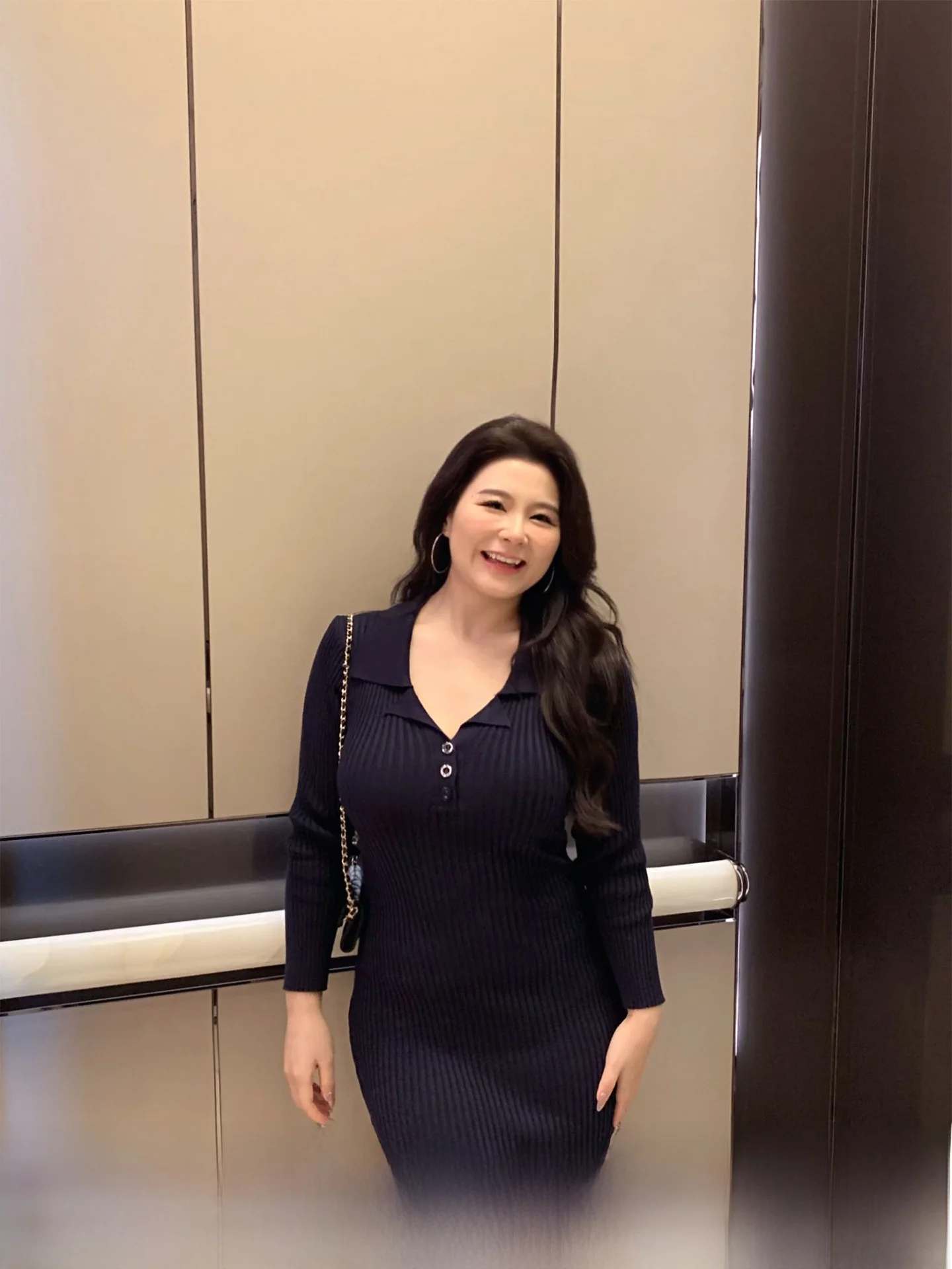 ML Jasmine, большие размеры, вязаная облегающая женская одежда с запахом на талии, длинный све, осенняя новинка, повседневная одежда с высокой талией
ML Jasmine, большие размеры, вязаная облегающая женская одежда с запахом на талии, длинный све, осенняя новинка, повседневная одежда с высокой талией