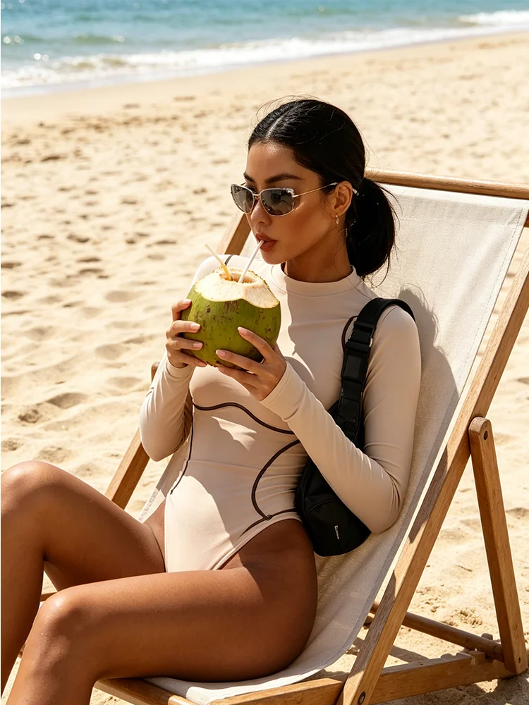 Y2K Contrast Seam Line Long Sleeve Bodysuit Crew Neck High Cut Leg Slim Bodycon Going Out Club Jumpsuit Top
Y2K Contrast Seam Line Long Sleeve Bodysuit Crew Neck High Cut Leg Slim Bodycon Going Out Club Jumpsuit Top