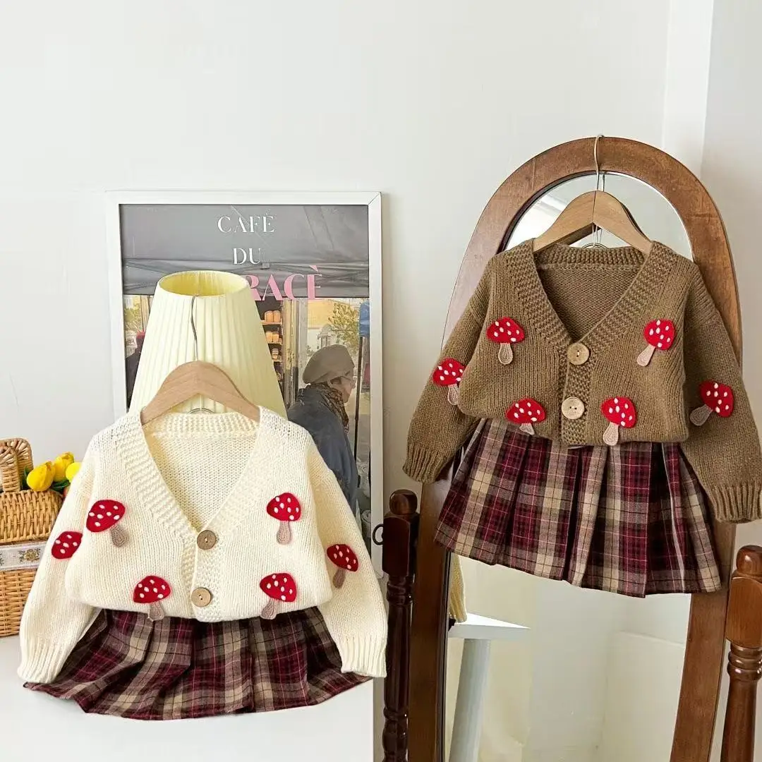 Kids Girls Jumper Cartoon Mushroom Autumn and Winter V-neck Gas Korean Version Of the Girls Knitwear Suit cute 90-130cm
Kids Girls Jumper Cartoon Mushroom Autumn and Winter V-neck Gas Korean Version Of the Girls Knitwear Suit cute 90-130cm