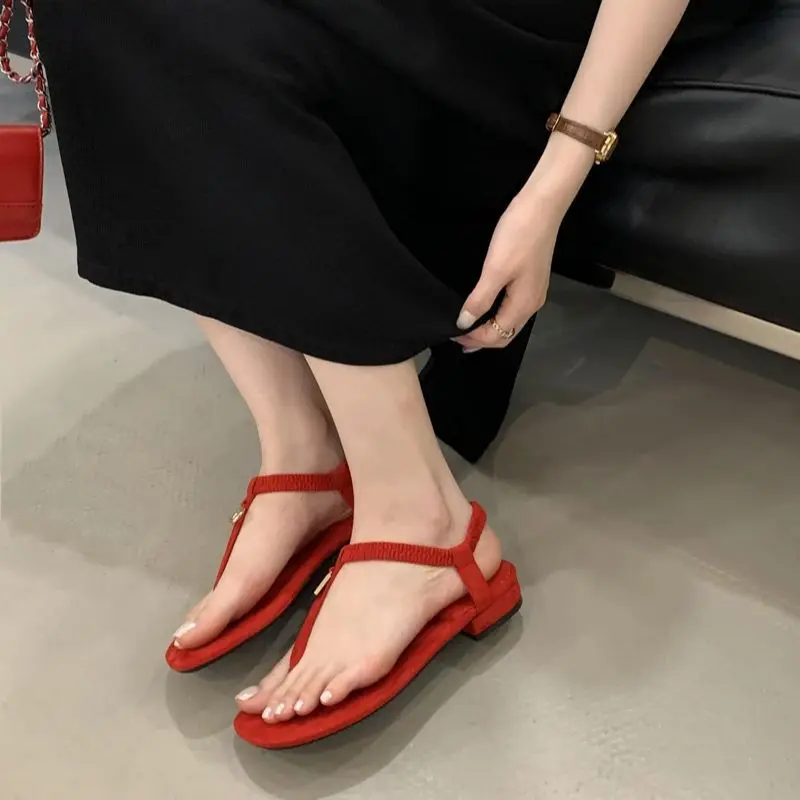 Yellow Sandals Woman Low Heels Thong Flats Shoes Red Suede Flops Flips Ladies Summer Shoes Casual Silver Sandals
Yellow Sandals Woman Low Heels Thong Flats Shoes Red Suede Flops Flips Ladies Summer Shoes Casual Silver Sandals