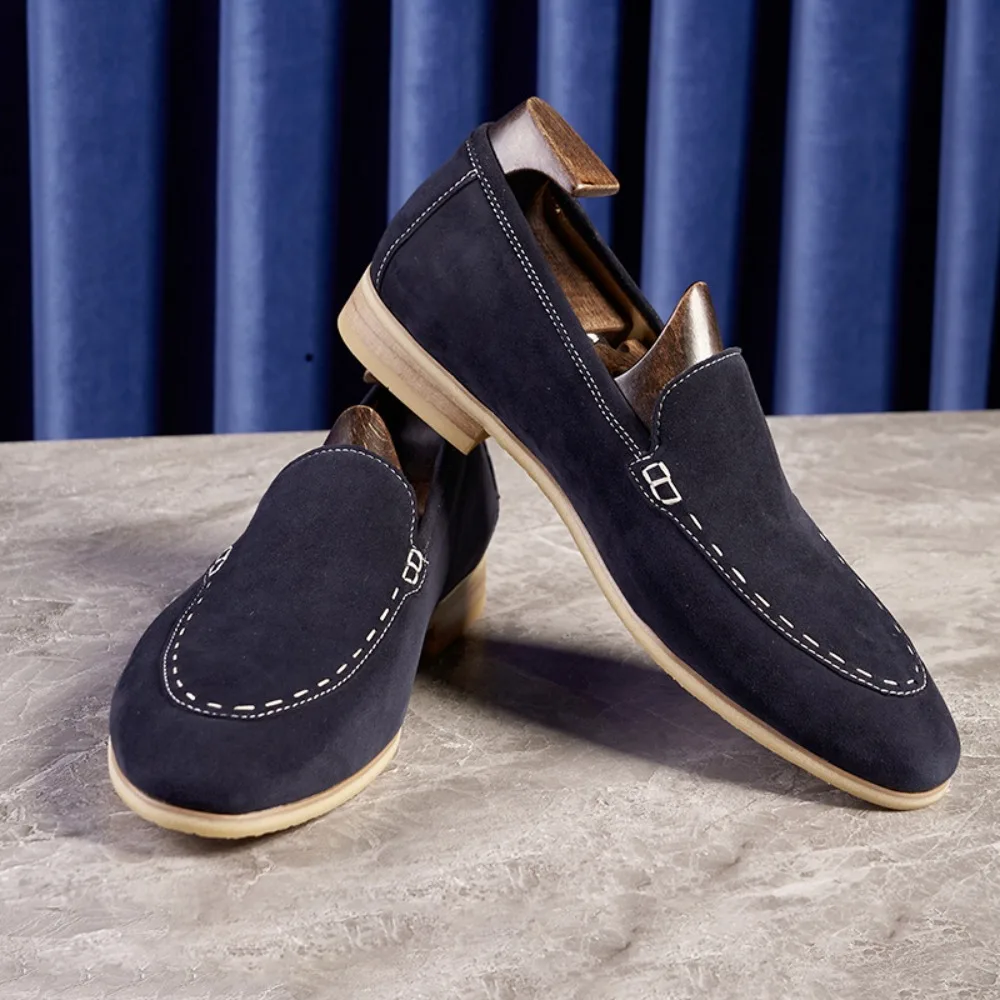 Новые деловые повседневные мужские кожаные анти-бархатные кожаные матовые удобные классические кожаные туфли, облегающие ноги, однопедальные ленивые лоферы
Новые деловые повседневные мужские кожаные анти-бархатные кожаные матовые удобные классические кожаные туфли, облегающие ноги, однопедальные ленивые лоферы