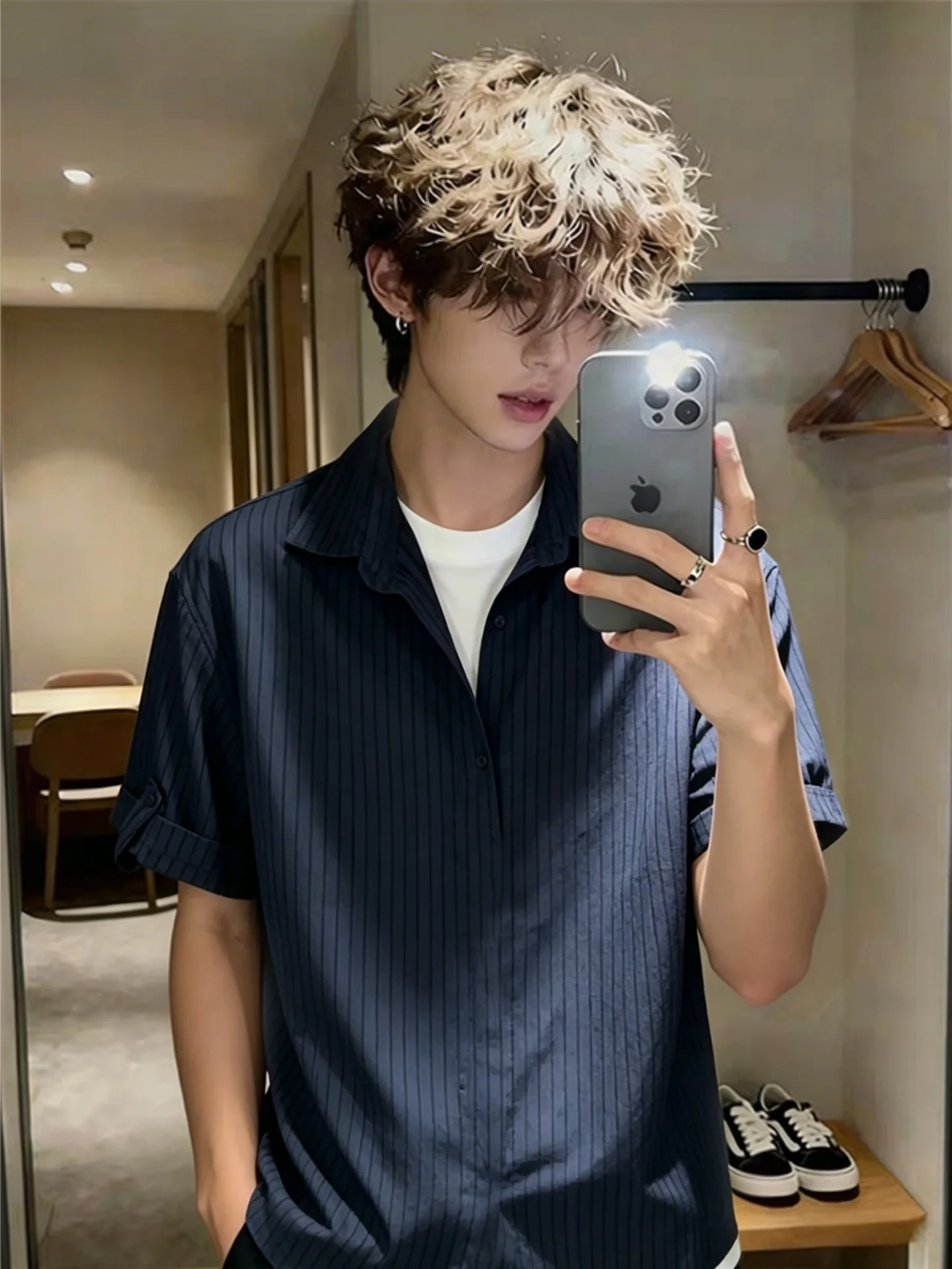 Cleanfit Summer Men's Striped Shirt Short Sleeve Fake Two-Piece Loose Fit Breathable Comfortable Youthful Style
Cleanfit Summer Men's Striped Shirt Short Sleeve Fake Two-Piece Loose Fit Breathable Comfortable Youthful Style