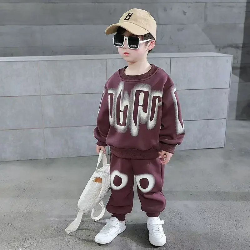 Spring and Autumn Children's Clothing Set 2025 New Boys' and Girls' Loose Sports Set Head Hoodie Pants Two Piece Set
Spring and Autumn Children's Clothing Set 2025 New Boys' and Girls' Loose Sports Set Head Hoodie Pants Two Piece Set