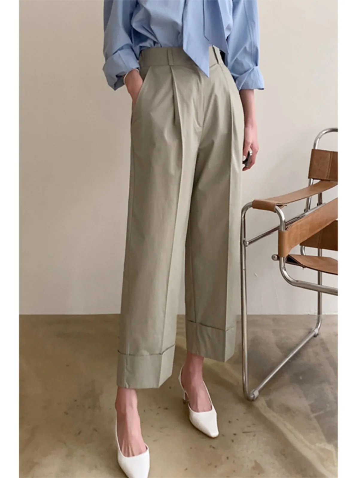 Повседневные женские брюки с высокой талией, прямые, широкие, для работы, осенне-весенние, новые, свободного кроя
Повседневные женские брюки с высокой талией, прямые, широкие, для работы, осенне-весенние, новые, свободного кроя