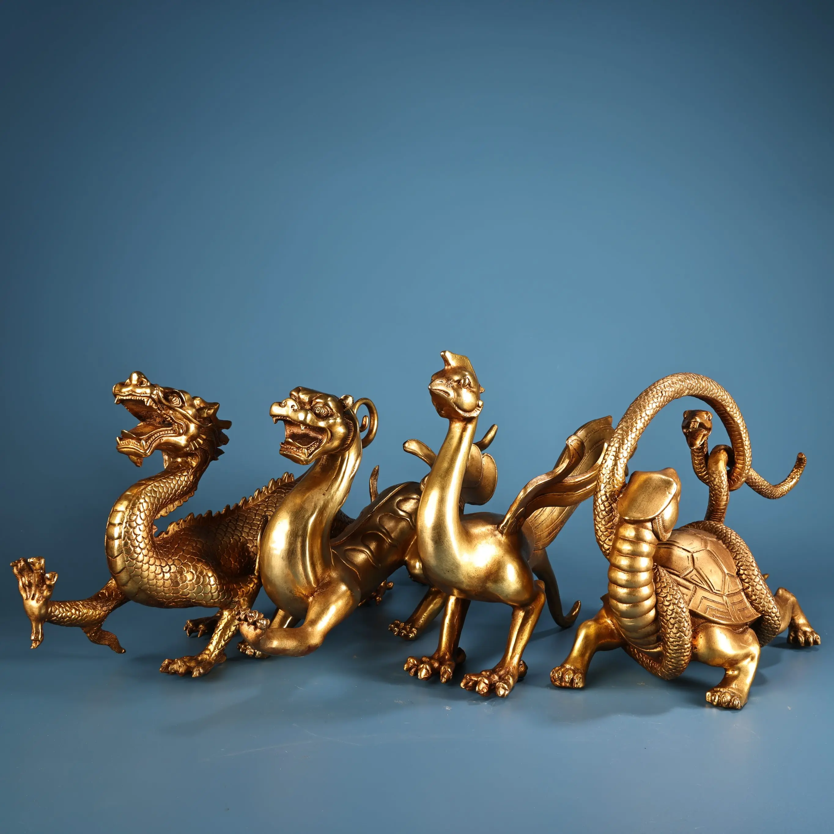 8"Old Bronze Gilded haut-relief The Four Divine Beasts Four directional guardian divine beast a set
8"Old Bronze Gilded haut-relief The Four Divine Beasts Four directional guardian divine beast a set