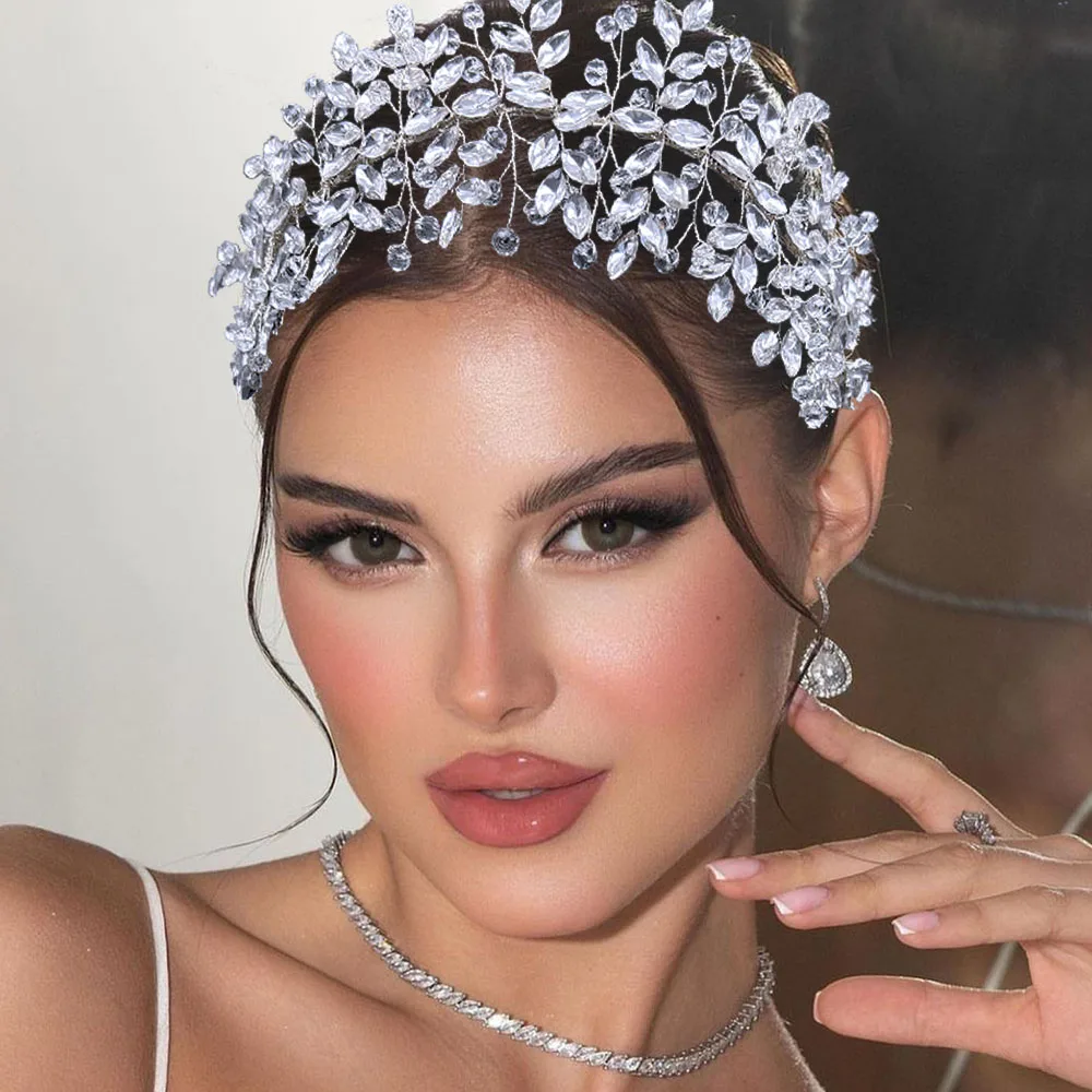 DZ281 Bridal Headdress Wedding Crown Fashion Silver Crystal Headpiece Birthday Hair Jewelrys Rhinestone Band Ballroom Tiaras
DZ281 Bridal Headdress Wedding Crown Fashion Silver Crystal Headpiece Birthday Hair Jewelrys Rhinestone Band Ballroom Tiaras