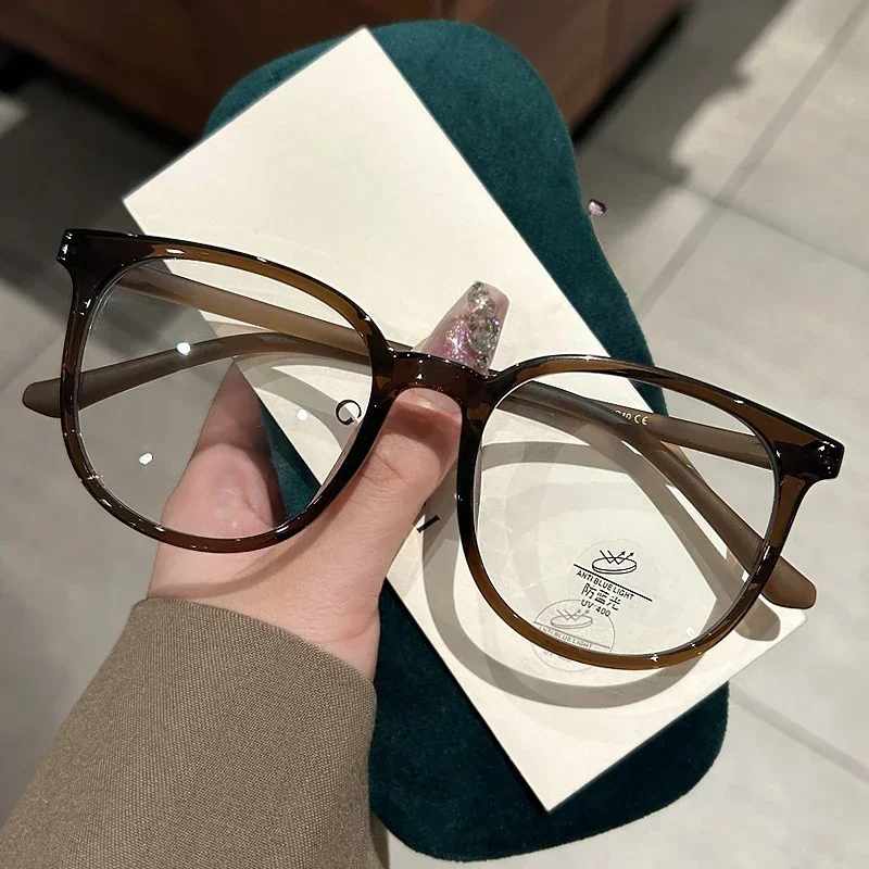 Retro Square Glasses Ultra-light Transparent Frame Eyewear Anti-blue Light Flat Glasses Korean Popular Decoration Eyeglasses
Retro Square Glasses Ultra-light Transparent Frame Eyewear Anti-blue Light Flat Glasses Korean Popular Decoration Eyeglasses