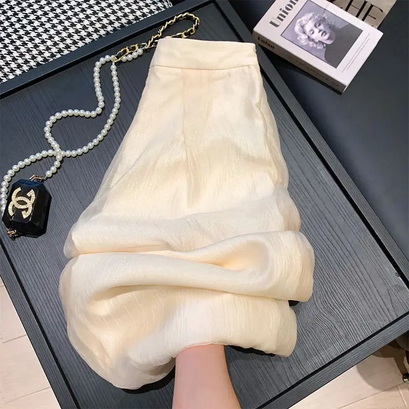 Fairy Tulle Wide-leg Pants Women's 2025 Summer Thin Temperament High Waist Drape Design Loose Casual and Thin Pants Ladies
Fairy Tulle Wide-leg Pants Women's 2025 Summer Thin Temperament High Waist Drape Design Loose Casual and Thin Pants Ladies